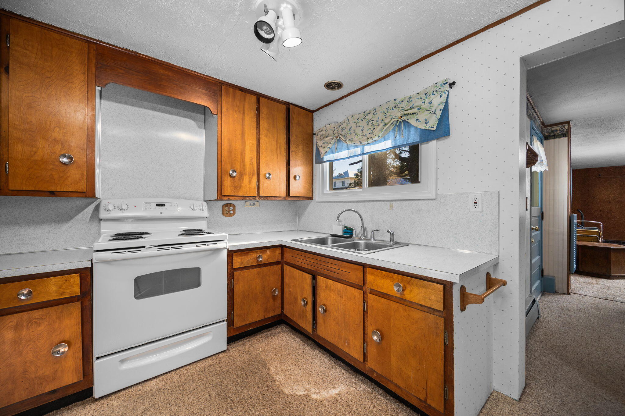 245 Millbrook Road Blanchard, MI 49310 - Photo 7 of 25 39-web-or-mls-C__N5372