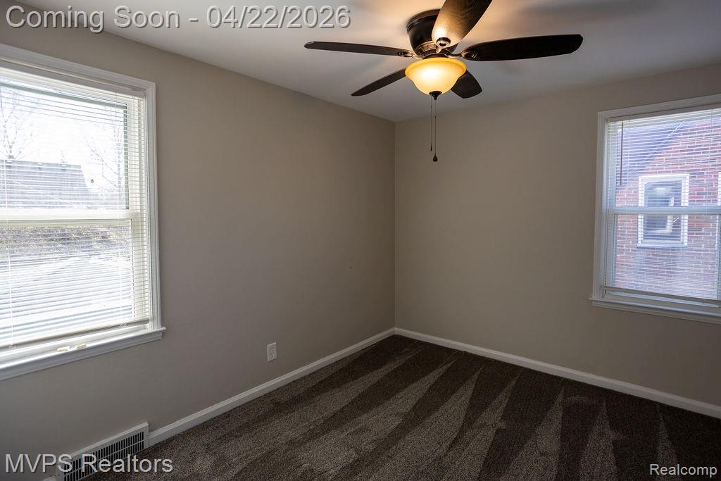 22148 Moross Road Grosse Pointe, MI 48236 - Photo 8 of 21