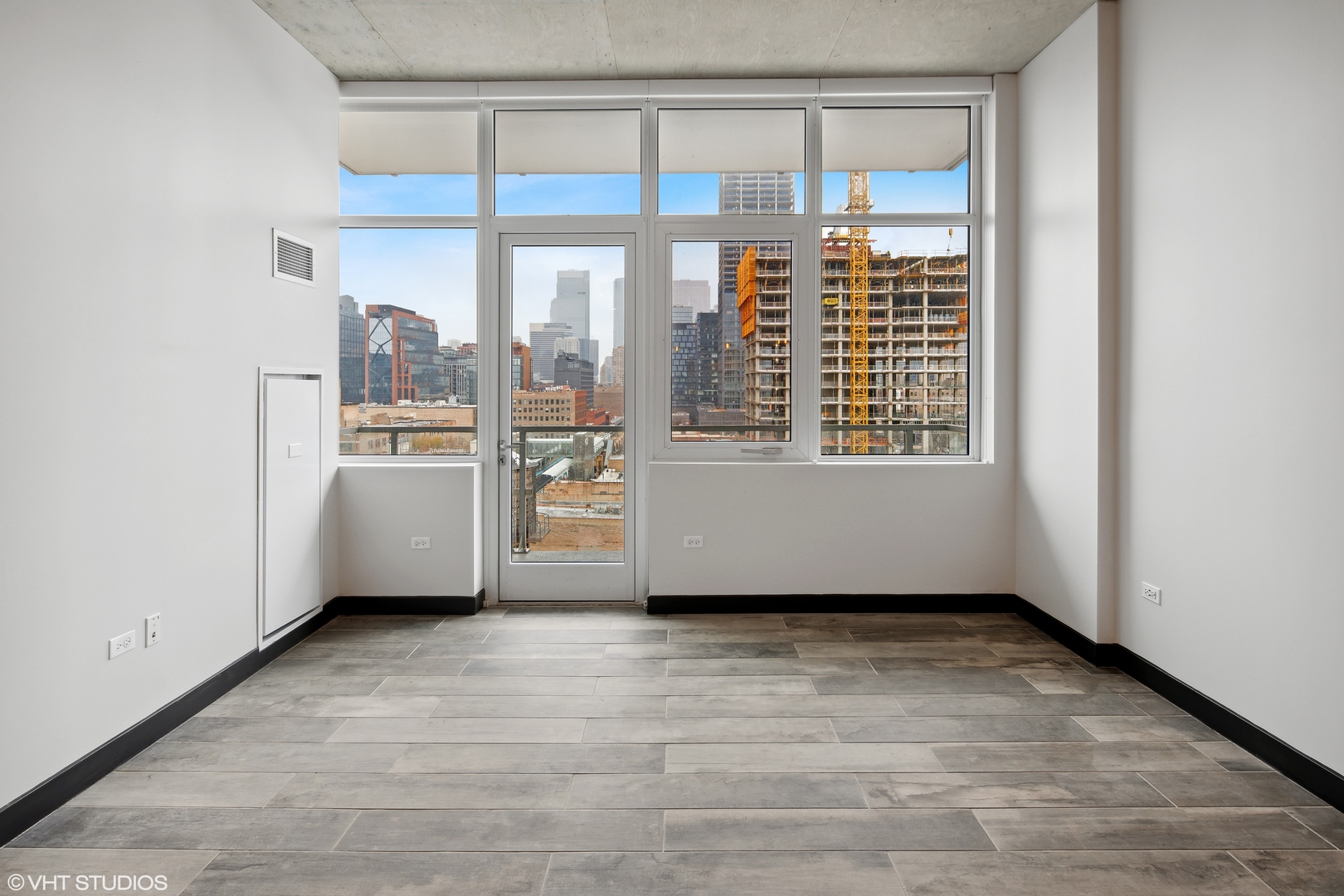 171 North Aberdeen Street, Unit 1007 Chicago, IL 60607 - Photo 3 of 21