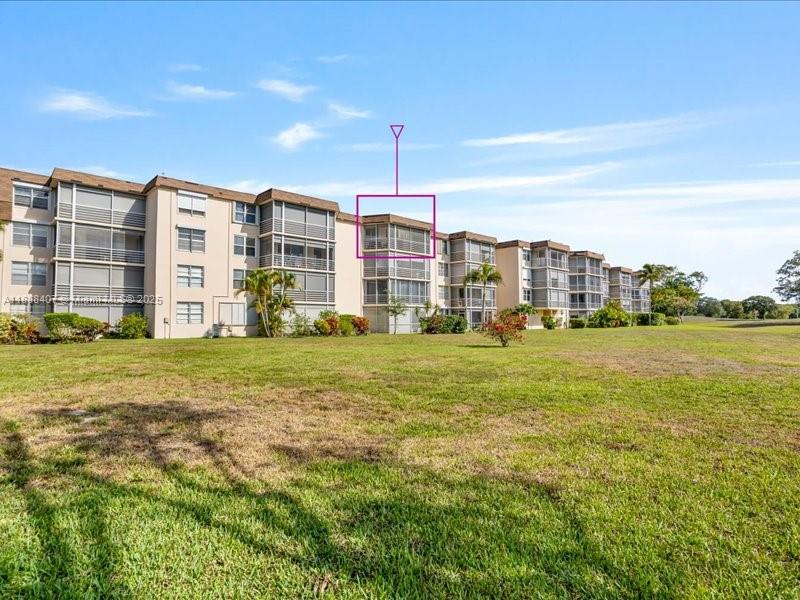6200 Northwest 2nd Avenue, Unit 418 Boca Raton, FL 33487 - Photo 22 of 41 a view of a large building