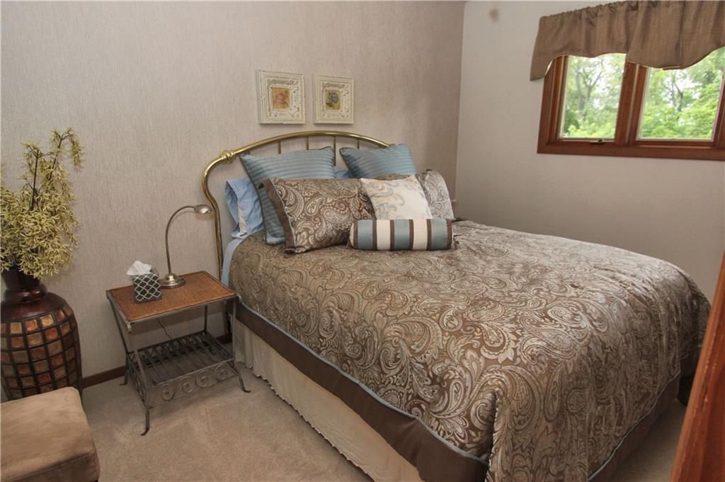 319 Springdale Road Venetia, PA 15367 - Photo 17 of 25
