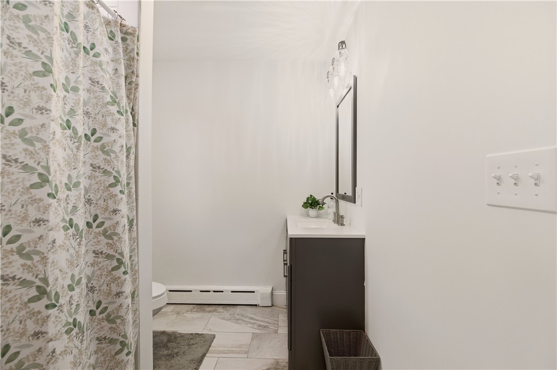 739 E Road Tiverton, RI 02878 - Photo 20 of 41