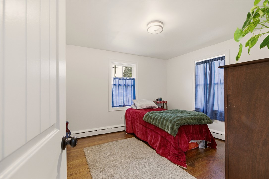 739 E Road Tiverton, RI 02878 - Photo 23 of 41