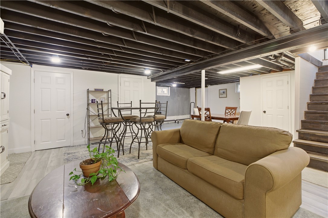 739 E Road Tiverton, RI 02878 - Photo 25 of 41