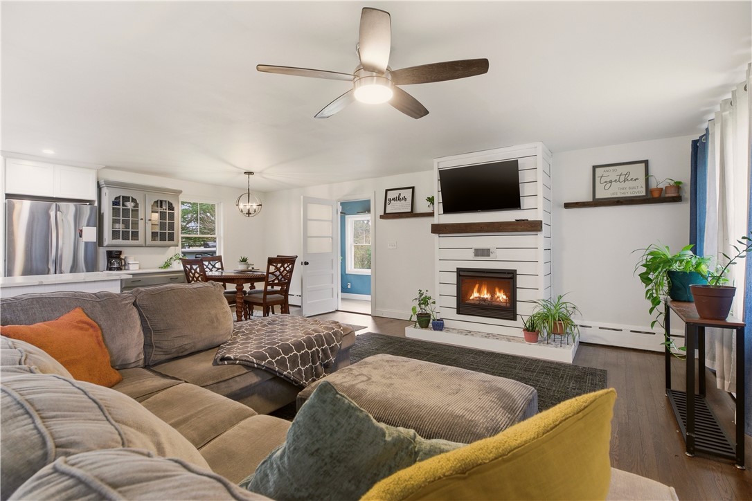 739 E Road Tiverton, RI 02878 - Photo 5 of 41