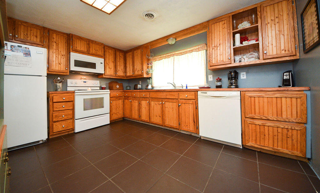 301 South Wilson Heights Road Cleveland, TN 37312 - Photo 12 of 31 DSC_8668