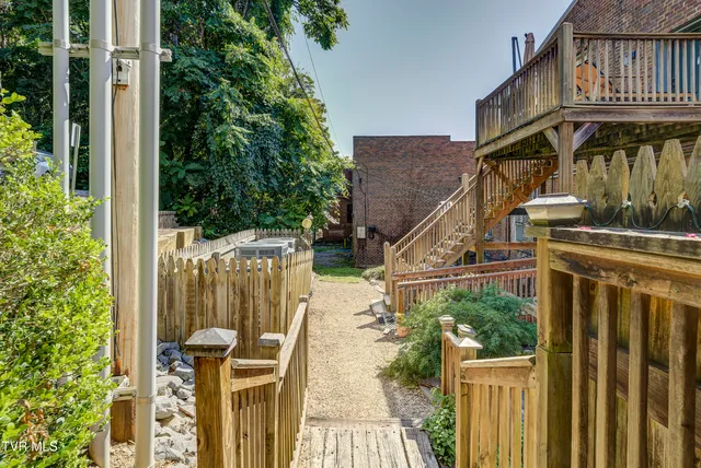 $685,000 | 109 East Main Street, Unit STE 301, Jonesborough, TN 37659