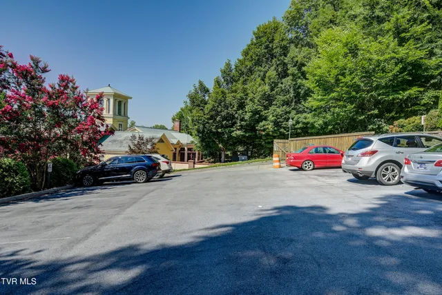 $685,000 | 109 East Main Street, Unit STE 301, Jonesborough, TN 37659