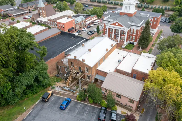 $685,000 | 109 East Main Street, Unit STE 301, Jonesborough, TN 37659