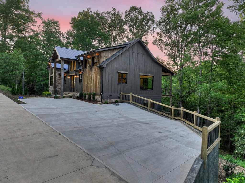 219 Staurolite Mountain Road Blue Ridge, GA 30513 - Photo 51 of 60