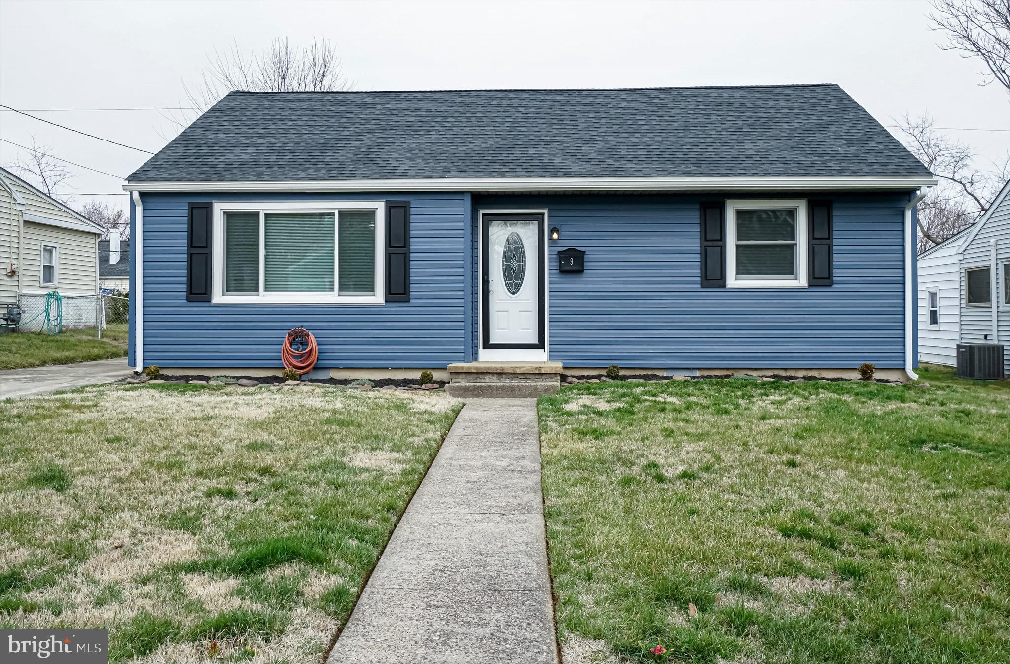 9 Thelm Road New Castle, DE 19720 - Photo 1 of 15 Gallery Image 1