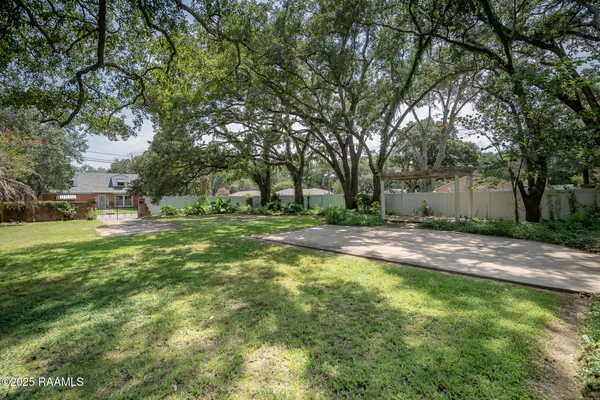 $310,000 | 401 Great Slave Avenue, Eunice, LA 70535