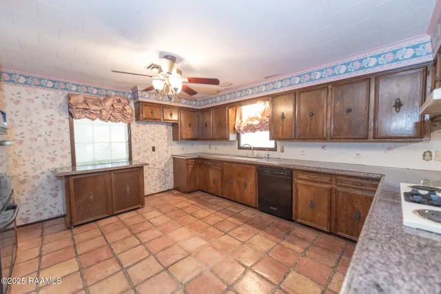 $310,000 | 401 Great Slave Avenue, Eunice, LA 70535