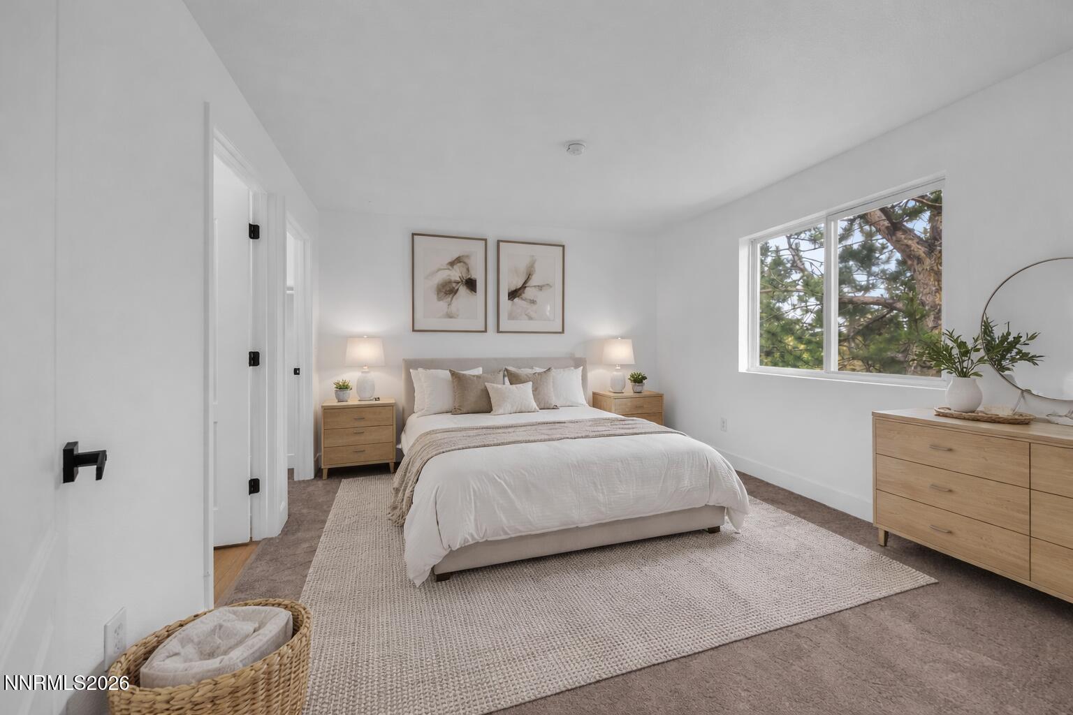 6850 Sharlands Avenue, Unit 2157 Reno, NV 89523 - Photo 3 of 43 Cozy neutral-toned bedroom design