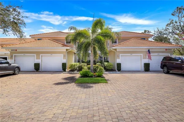 $500,000 | 6355 Lexington Court, Unit 102, Naples, FL 34110