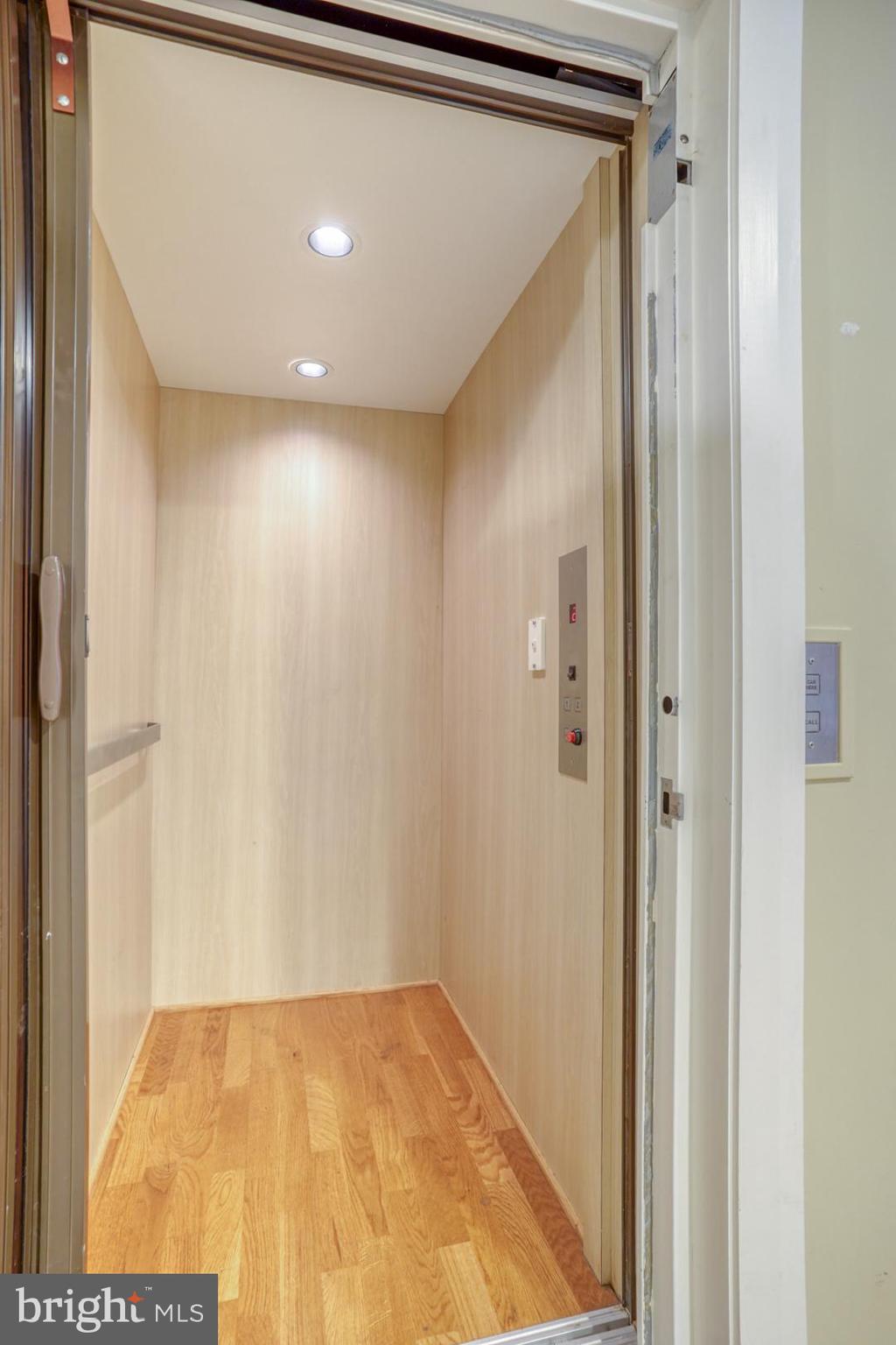 110 Anglers Road, Unit 204 Lewes, DE 19958 - Photo 19 of 32 Private Elevator