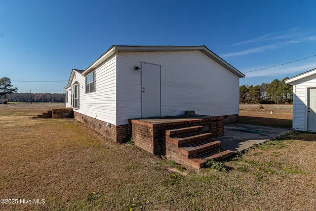 $173,500 | 157 Watery Branch Church Road, Stantonsburg, NC 27883