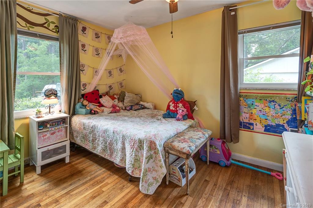 56 Ridge Road Asheville, NC 28803 - Photo 13 of 18 Gallery Image 13