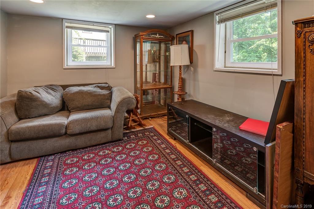 56 Ridge Road Asheville, NC 28803 - Photo 14 of 18 Gallery Image 14