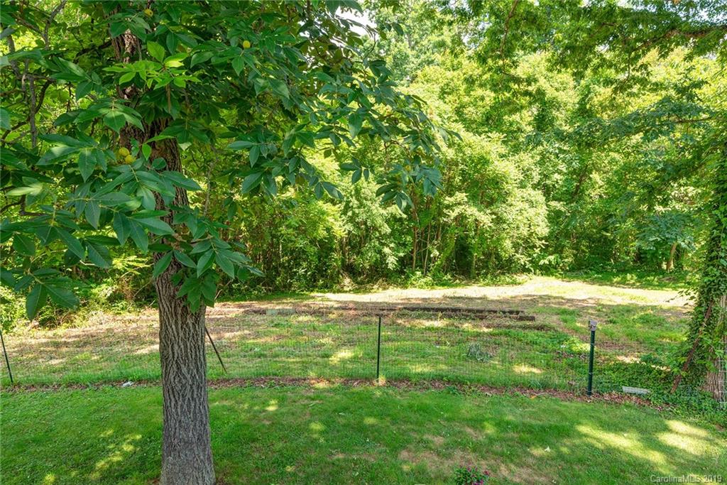 56 Ridge Road Asheville, NC 28803 - Photo 18 of 18 Gallery Image 18