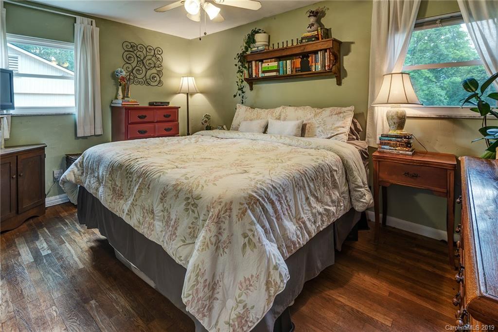 56 Ridge Road Asheville, NC 28803 - Photo 10 of 18 Gallery Image 10