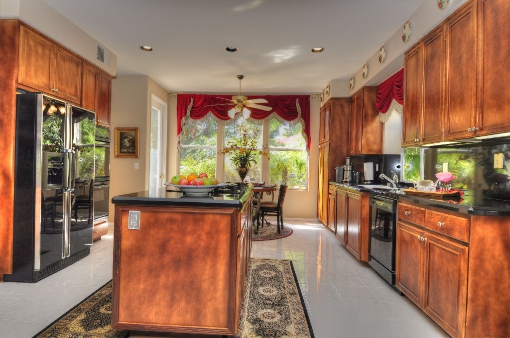 4899 Riding Ridge Road San Diego, CA 92130 - Photo 15 of 25