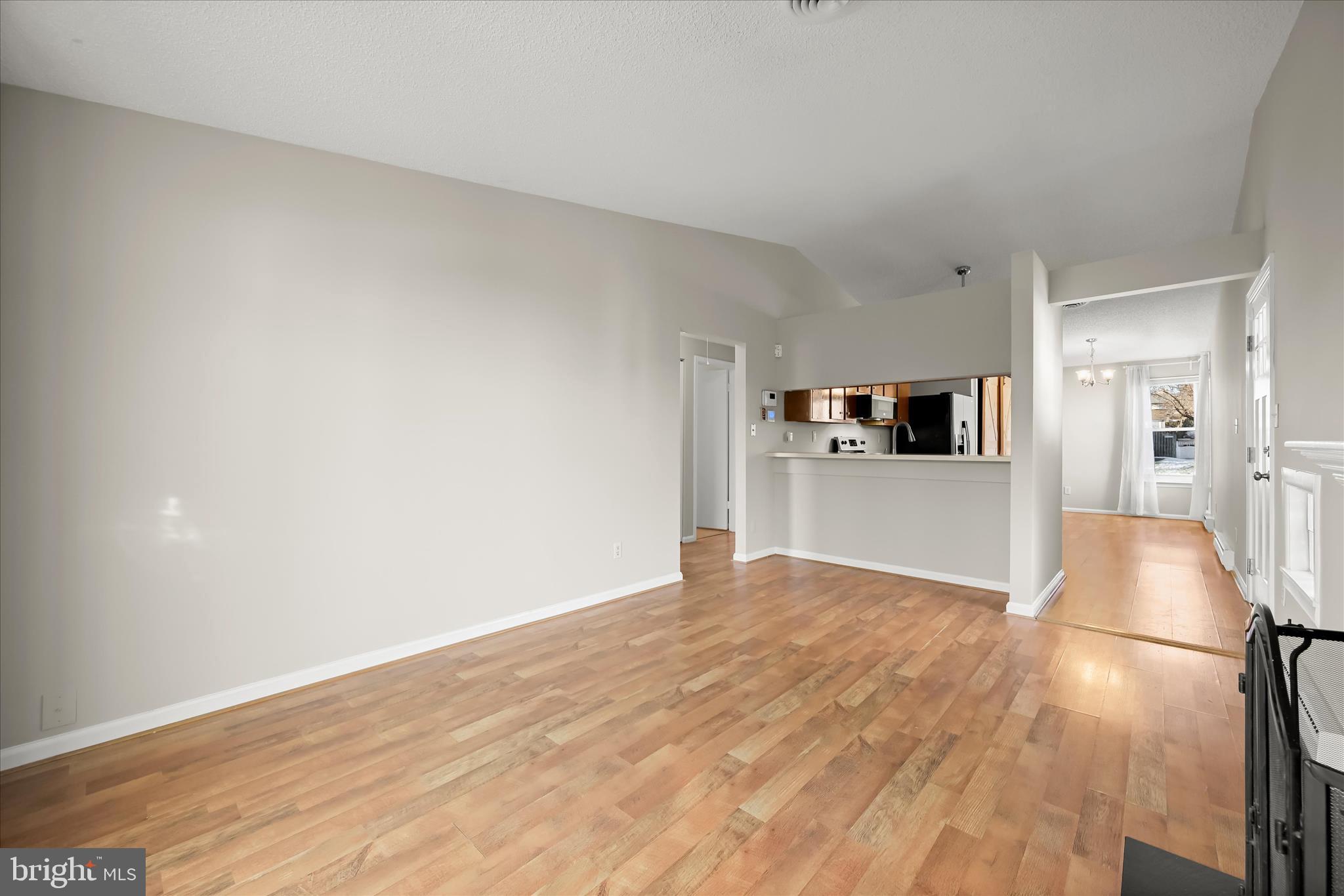 804 Chadwick Circle Frederick, MD 21701 - Photo 12 of 36 Living Room