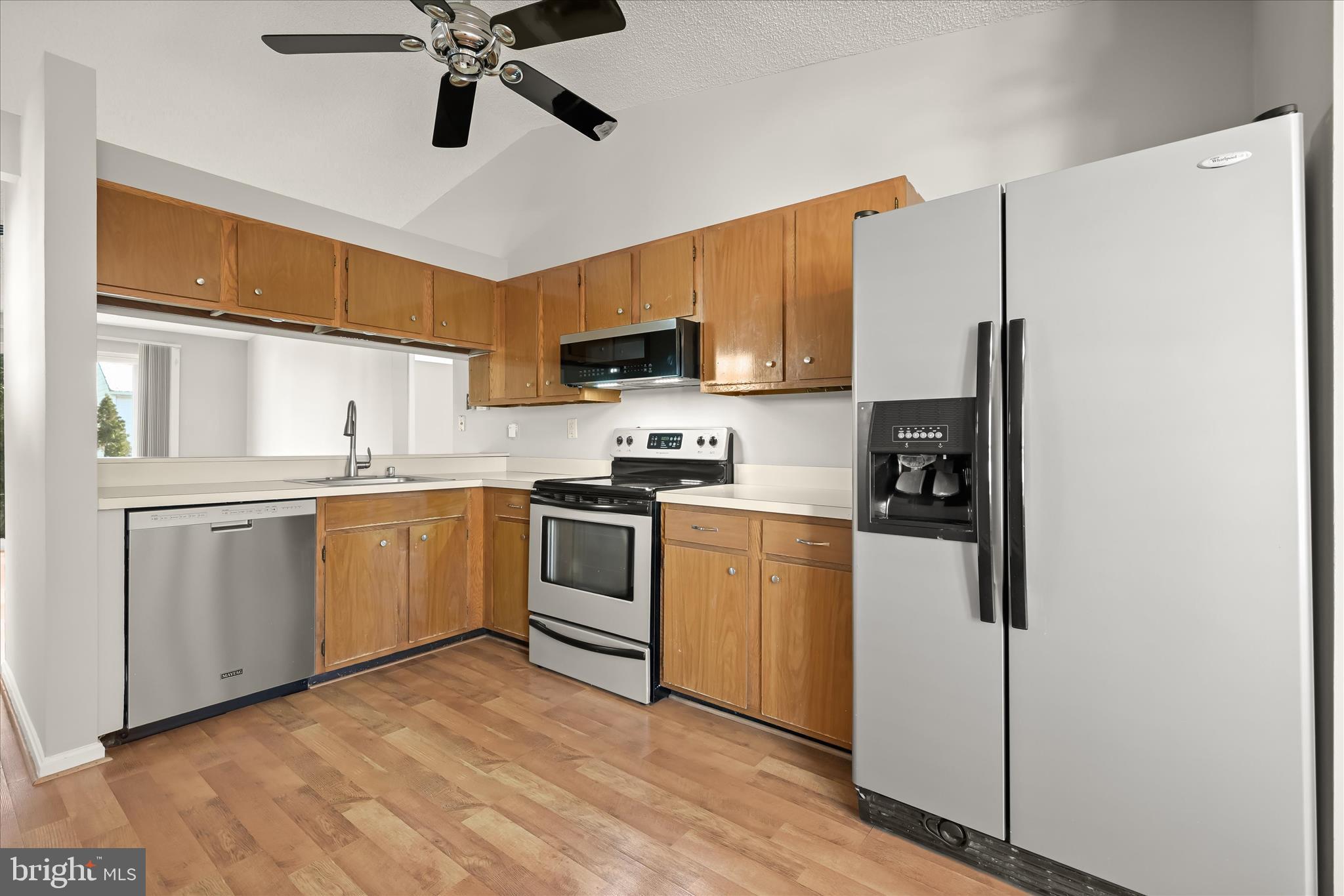 804 Chadwick Circle Frederick, MD 21701 - Photo 5 of 36 Eat-in Kitchen