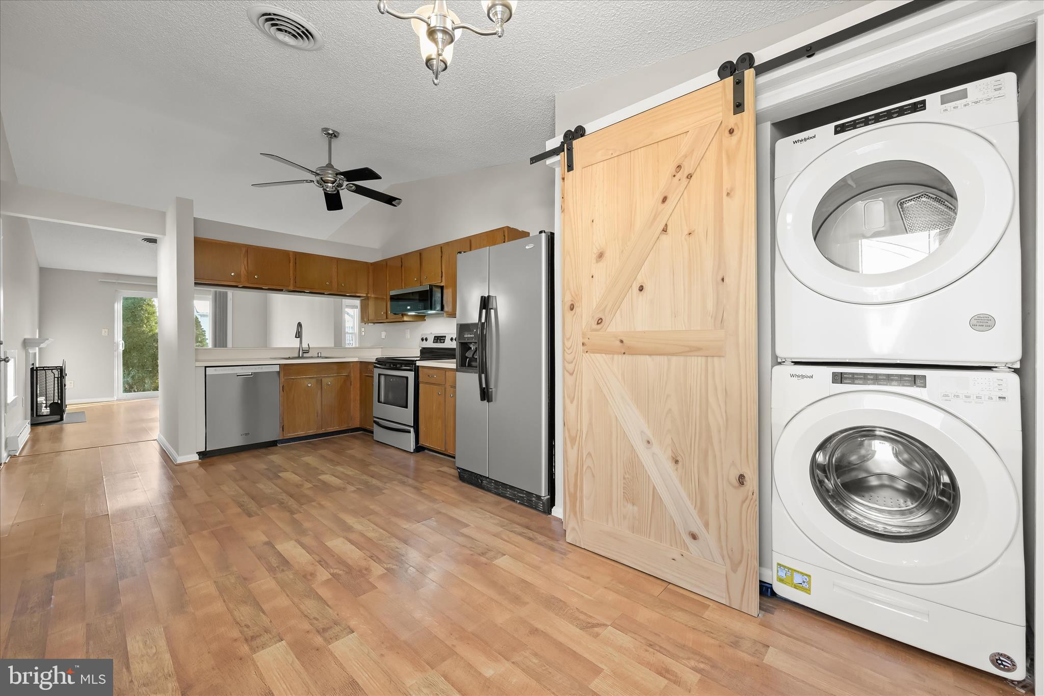 804 Chadwick Circle Frederick, MD 21701 - Photo 7 of 36 Laundry