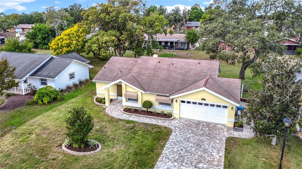 9019 Bonnet Way Weeki Wachee, FL 34613 - Photo 6 of 61 Gallery Image 6