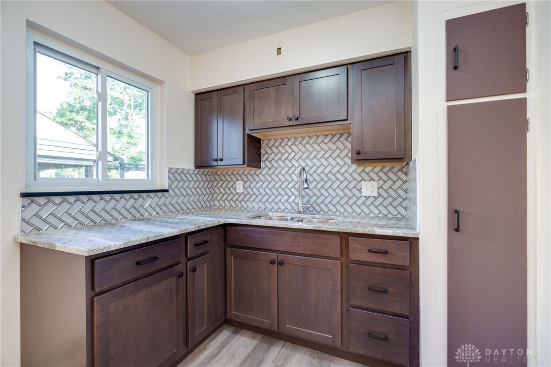 2933 Rugby Road Dayton, OH 45405 - Photo 15 of 39 Gallery Image 15