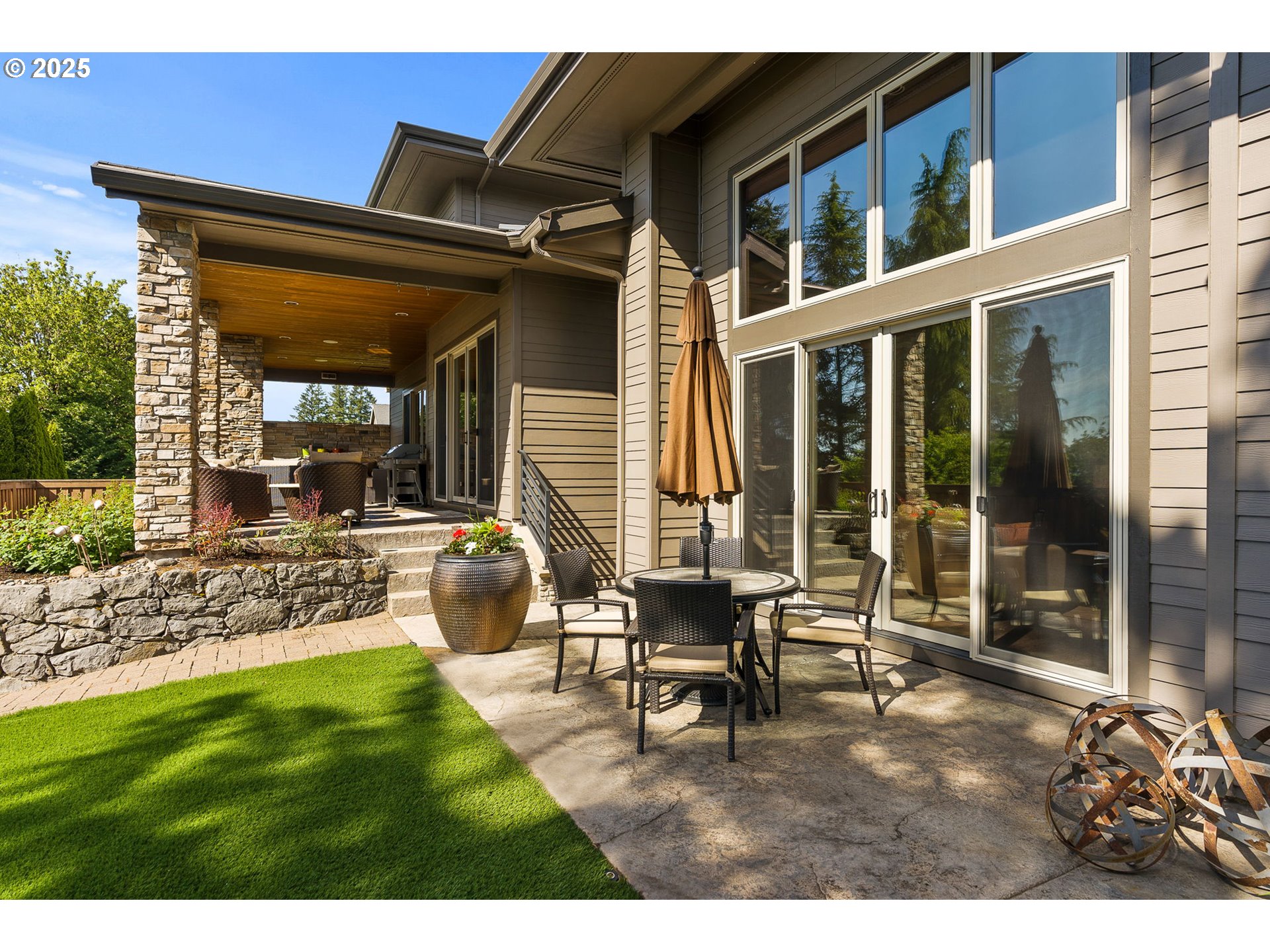 14217 155th Terrace Portland, OR 97224 - Photo 14 of 41 a house view with outdoor seating space