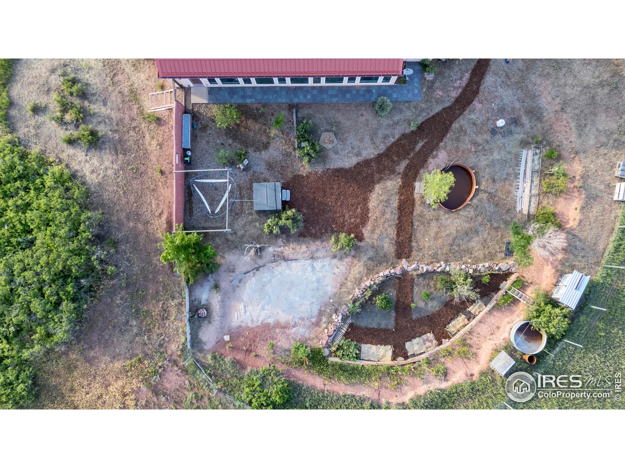 108 Lone Star Road Lyons, CO 80540 - Photo 25 of 38 a picture of a outdoor space