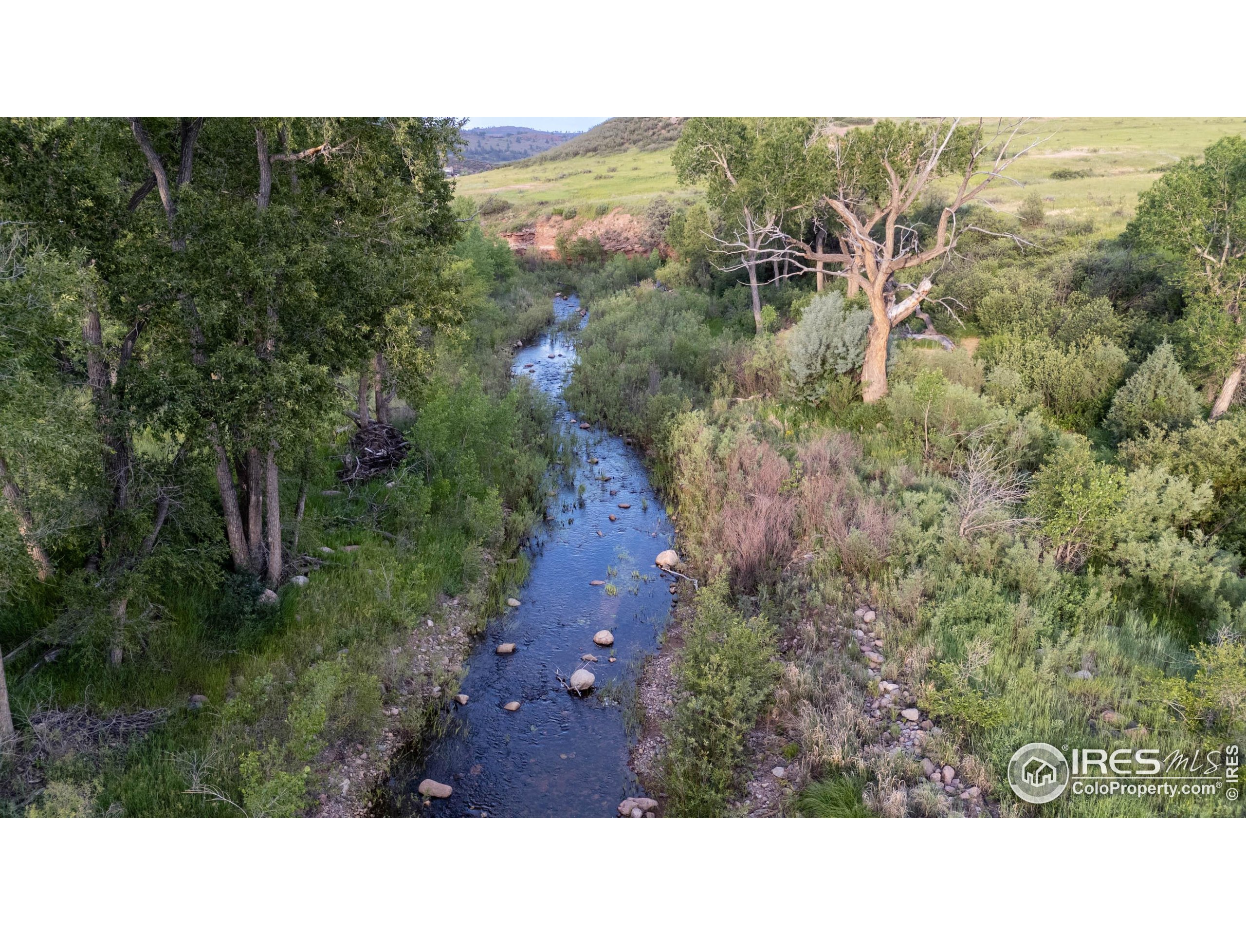 108 Lone Star Road Lyons, CO 80540 - Photo 26 of 38 a view of a city