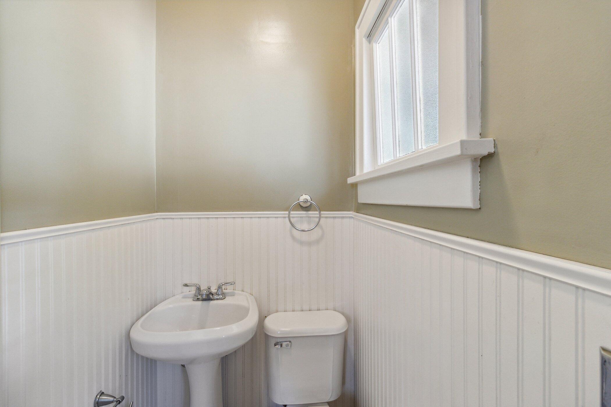 924 Short Road Kalamazoo, MI 49008 - Photo 15 of 31 924Short15