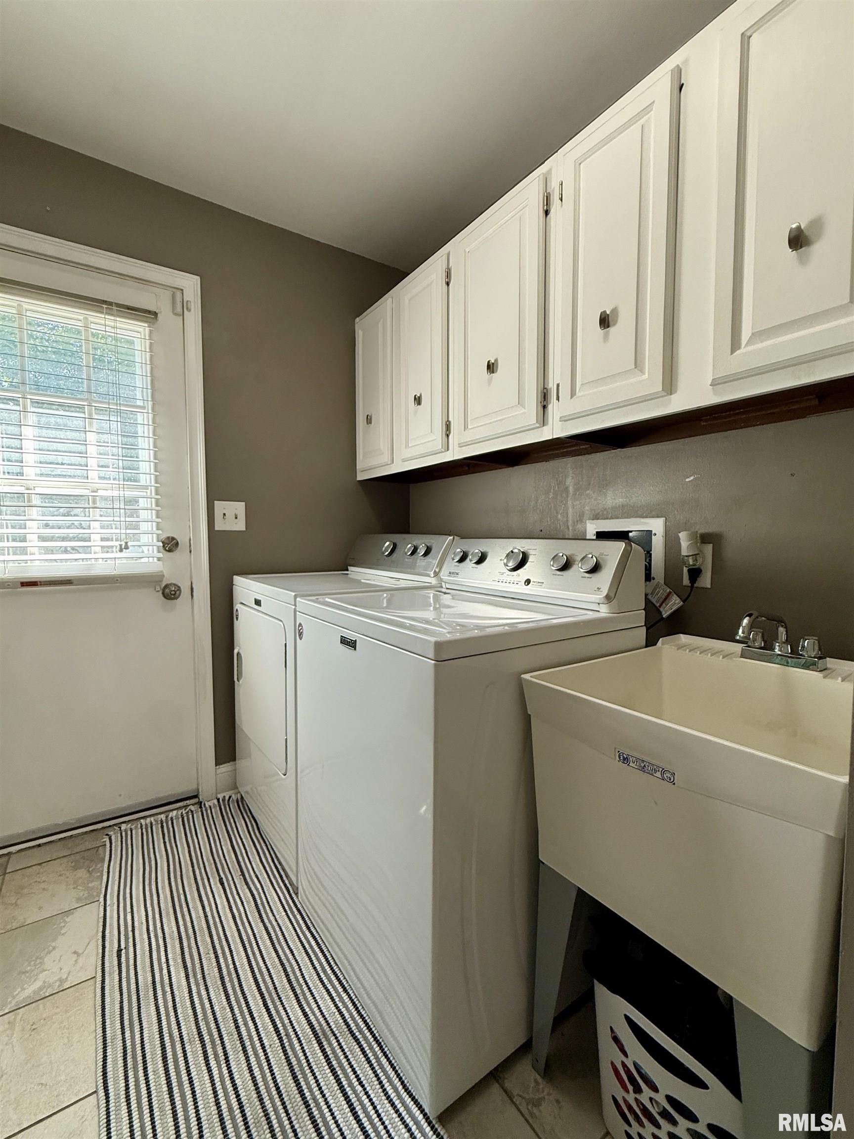 1861 Cornelia Road Galesburg, IL 61401 - Photo 19 of 46 Gallery Image 19