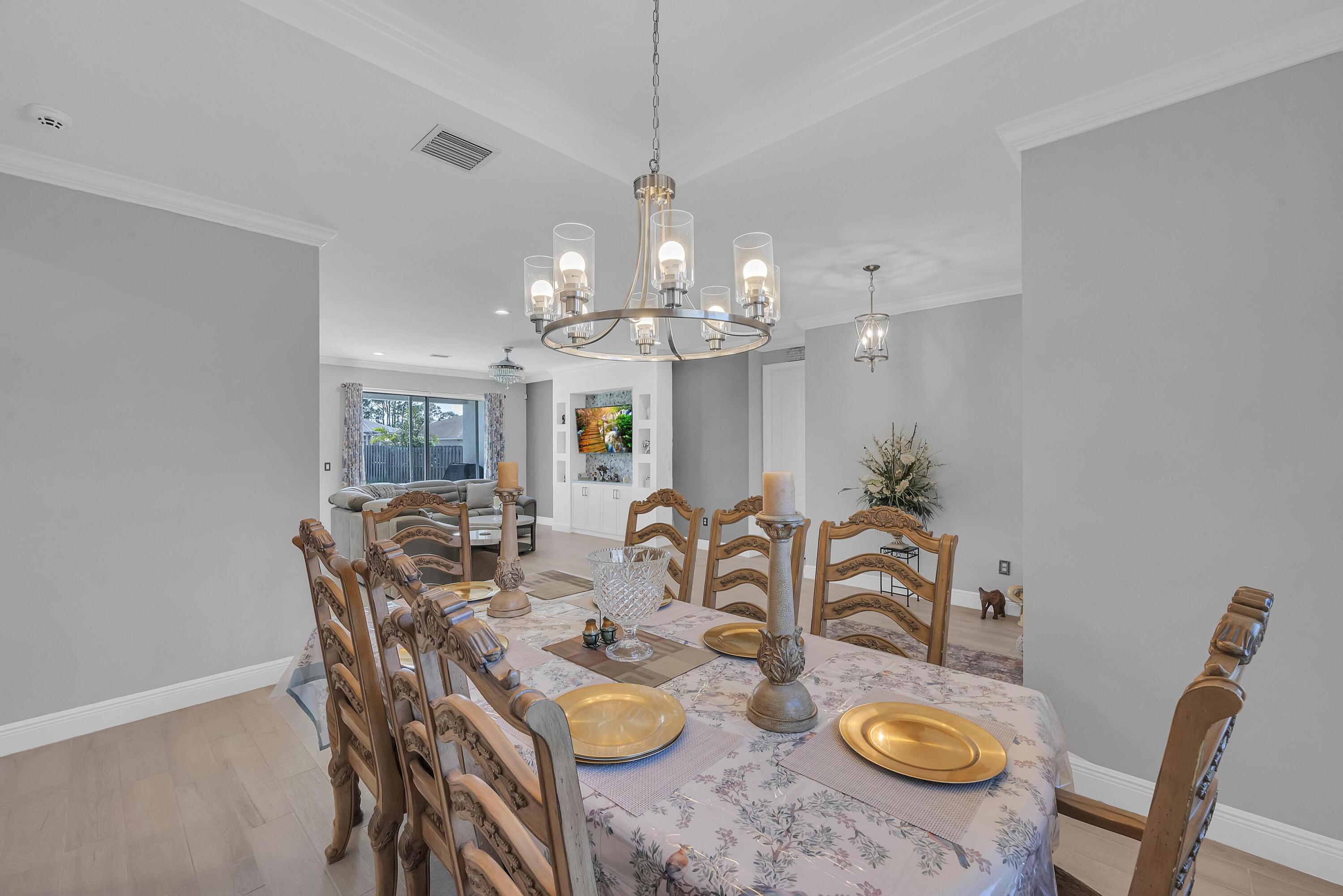 148 Southwest Sea Lion Road Port St. Lucie, FL 34953 - Photo 8 of 42 dsc_2694