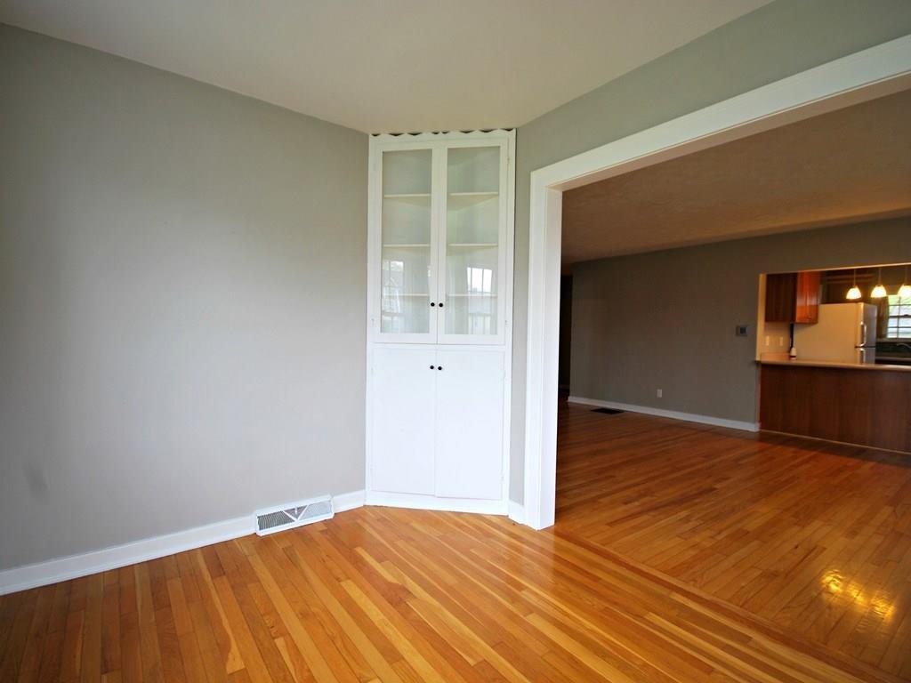 2115 California Street Columbus, IN 47201 - Photo 9 of 25 Gallery Image 9
