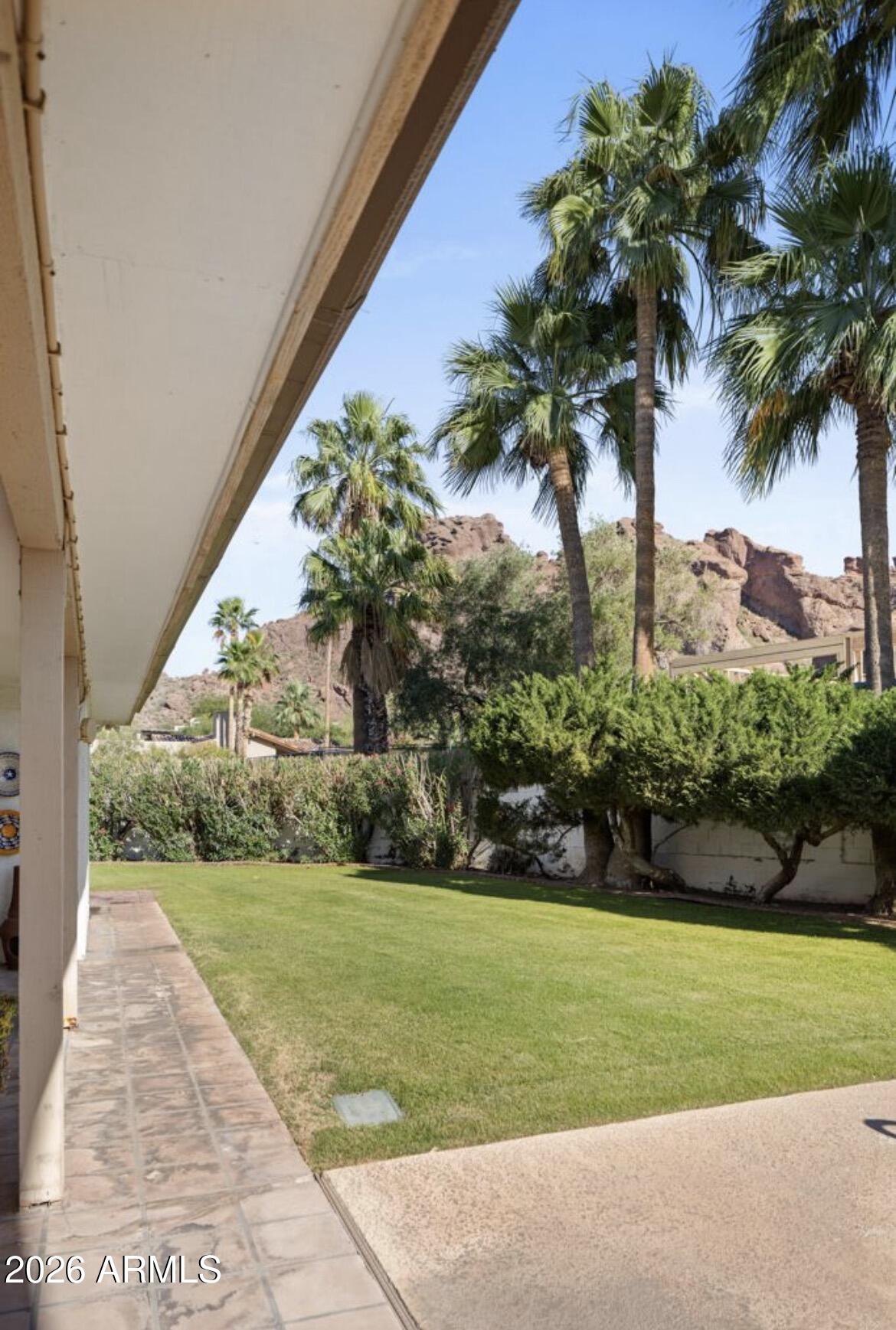 4721 East Rancho Drive Phoenix, AZ 85018 - Photo 8 of 19 IMG_4758