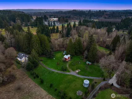a view of a golf course with a garden