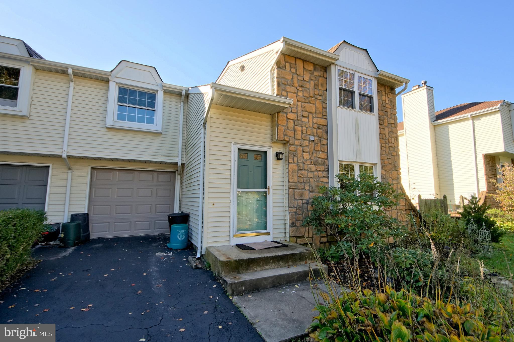 43 Geraldine Road East Windsor, NJ 08520 - Photo 1 of 28 Gallery Image 1