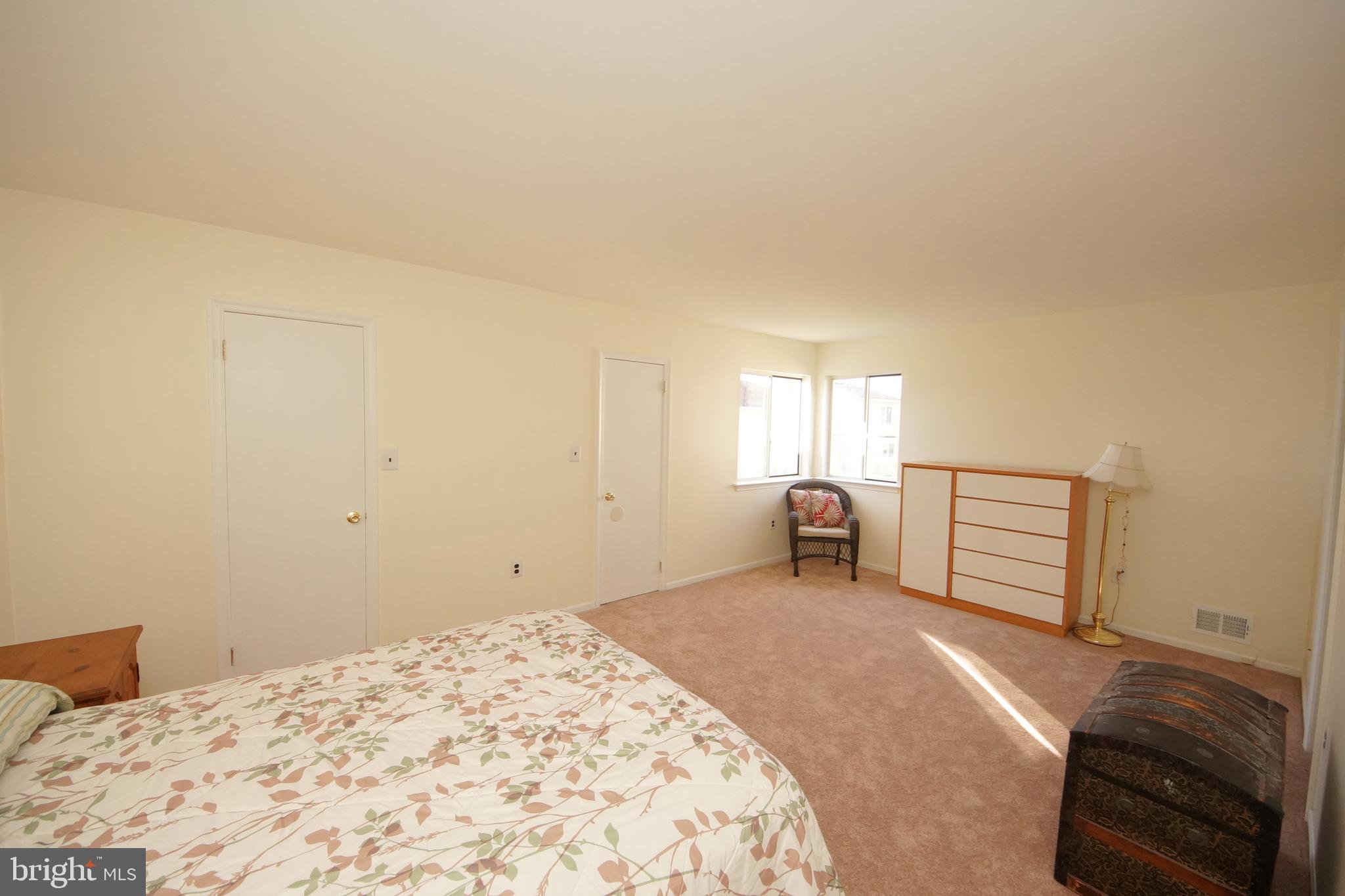 43 Geraldine Road East Windsor, NJ 08520 - Photo 14 of 28 Gallery Image 14