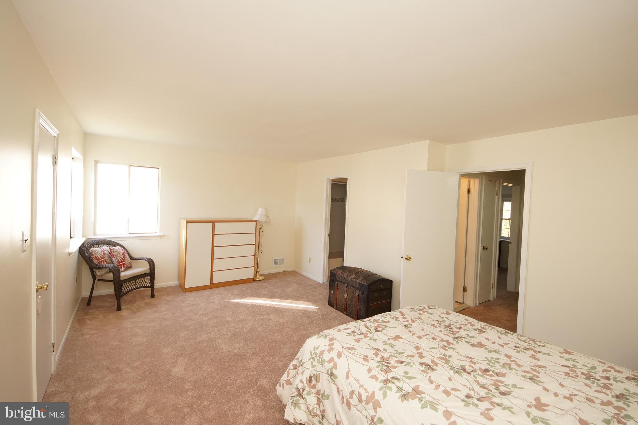 43 Geraldine Road East Windsor, NJ 08520 - Photo 15 of 28 Gallery Image 15
