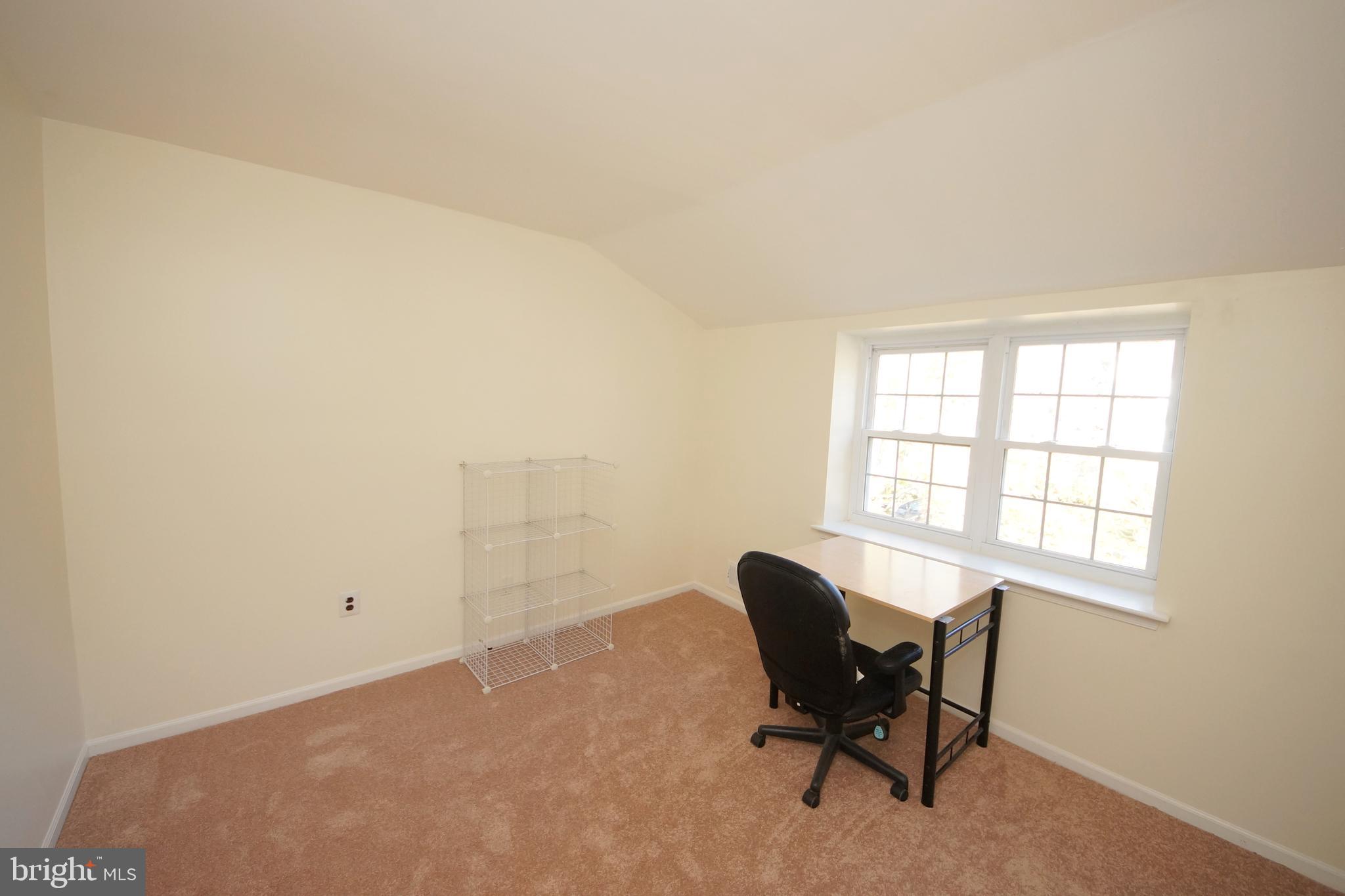 43 Geraldine Road East Windsor, NJ 08520 - Photo 20 of 28 Gallery Image 20