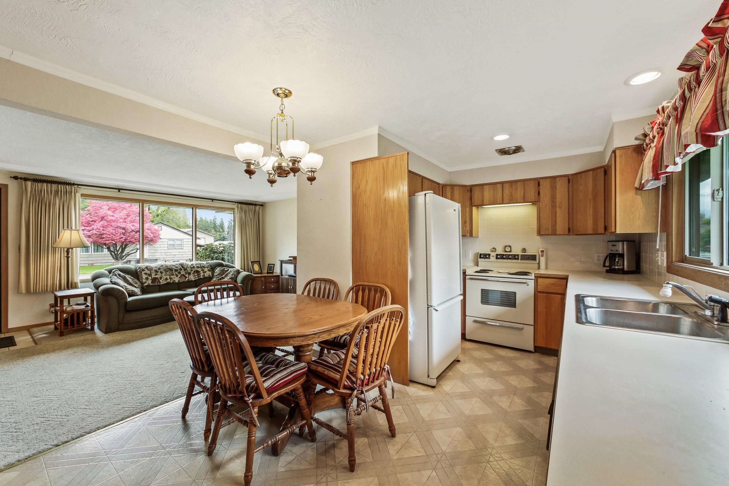 4605 North Vista Road Spokane, WA 99212 - Photo 6 of 25 Gallery Image 6