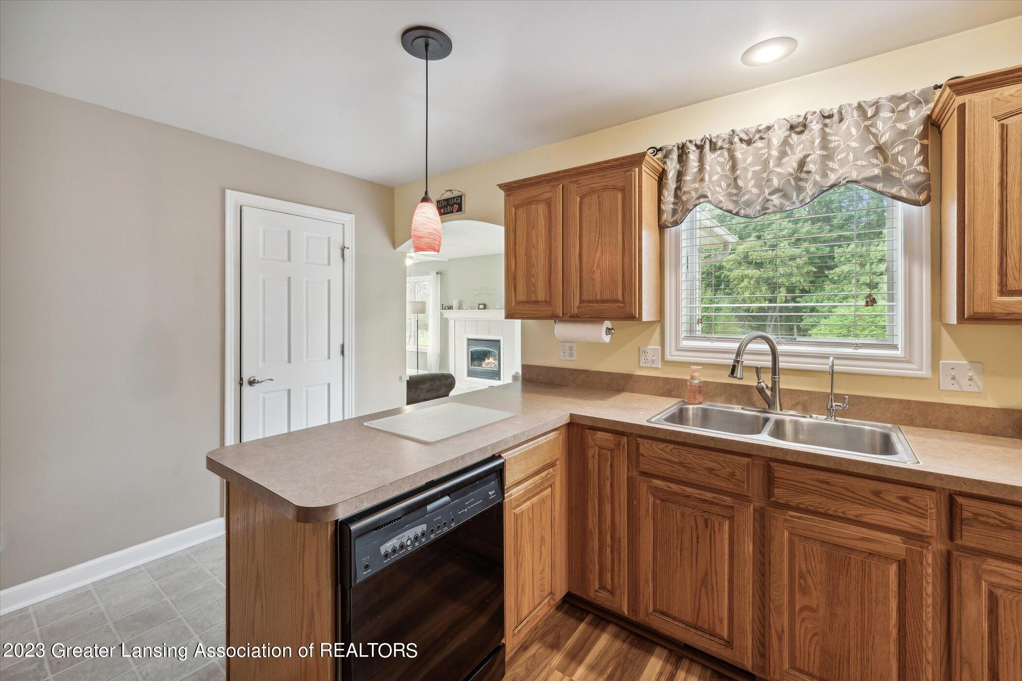 12500 South Wacousta Road Eagle, MI 48822 - Photo 16 of 54 13-12500-S-Wacousta-Rd-Eagle-MI-48822-Wi