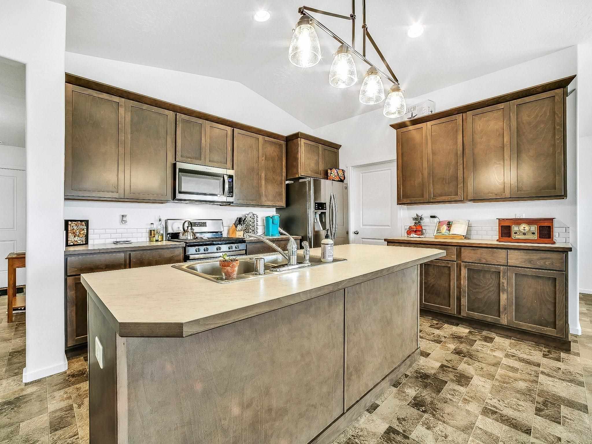 6620 Chumani Road Cheney, WA 99004 - Photo 8 of 22