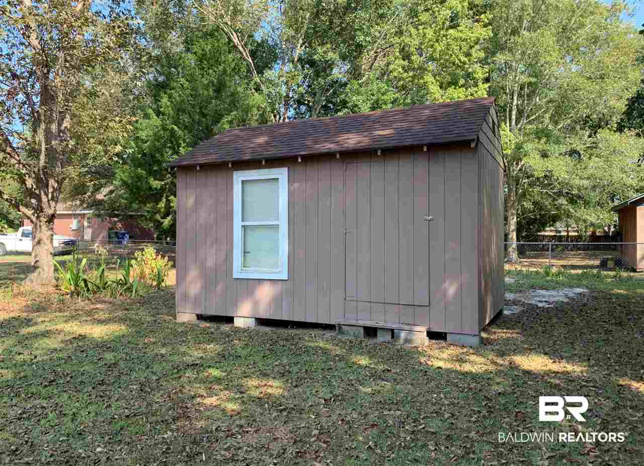 320 North Hickory Street Foley, AL 36535 - Photo 35 of 40