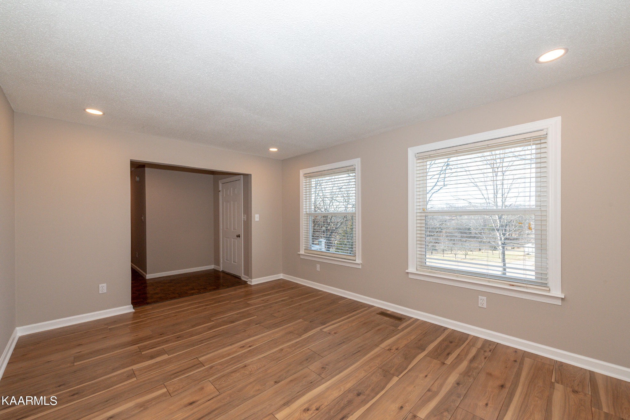 32380 Axley Chapel Road Greenback, TN 37742 - Photo 9 of 40 Gallery Image 9