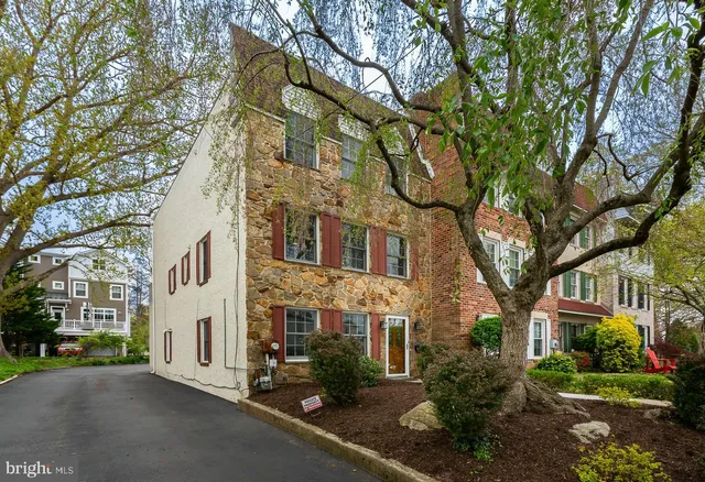 $3,900 | 107 Haldeman Street, Media, PA 19063